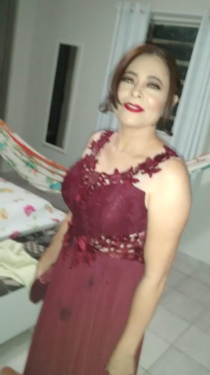 Dona Ana Zélia de Vestido